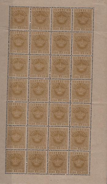1235.jpg -     Lote:    1235            Cabo Verde       Descrição:         1877 &mdash; Coroa. Mf3, 20 reis bistre, papel liso fino, denteado 12 Ÿ. Folha completa com 28 selos, em estado de novo, sem goma, sem defeitos nem reparações. Valor de catálogo &euro; 126,00.         *       Valor Base:     &euro; 25,00     Valor Venda:     &euro;      
