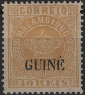 1301.jpg -     Lote:    1301            Guiné       Descrição:         1885 &mdash; Coroa. Selos de Cabo Verde, som sobrecarga "GUINÈ" grande. Mf22, 40 reis amarelo, denteado 12 Ÿ. Selo com erro "MOÇAMBIQUE". Valor de catálogo &euro; 110,00.         **       Valor Base:     &euro; 22,00     Valor Venda:     &euro;      