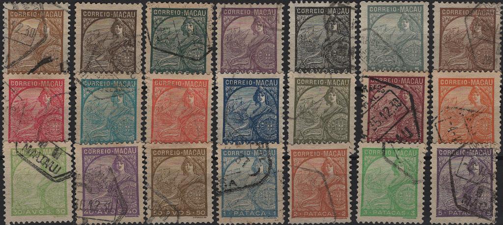1471.jpg -     Lote:    1471            Macau       Descrição:         1934 &mdash; Padrões. Mf 268/288. Série completa em estado de usado, sem defeitos nem reparações. Valor de catálogo &euro; 185,00.         O       Valor Base:     &euro; 35,00     Valor Venda:     &euro;      