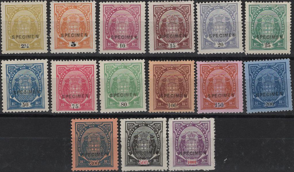 1595.jpg -     Lote:    1595            Companhia de Moçambique       Descrição:         1895/1902 &mdash; Elefantes. Mf 1&frac12;5. Série completa com 4 selos com goma original e charneira e 11 selos sem goma, com a sobrecarga horizontal "SPECIMEN" impressa a preto. Selos originais distribuídos com as reimpressões de 1905. MB e MR.         **/*       Valor Base:     &euro; 300,00     Valor Venda:     &euro;      