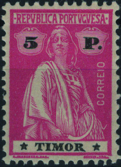 1679.jpg -     Lote:    1679            Timor       Descrição:         1923 &mdash; Ceres. Novos valores. MF203, 5P carmim rosa, papel porcelana, denteado 12x11 &frac12;, com estrelas I/I, considerados como clandestinos os selos desta emissão com este tipo de estrelas. Selo novo com goma original e sinal de charneira, com boa cor, sem defeitos nem reparações.         **       Valor Base:     &euro; 50,00     Valor Venda:     &euro;      