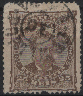 1777.jpg -     Lote:    1777            Portugal       Descrição:         Carimbos nominativos. 1882/83 &mdash; D. Luís I, de frente. Mf57e, 25 reis castanho, denteado 13 &frac12;, papel liso, obliterado com carimbo batido a preto de "V.A NA / DE / PORTIMÃO". Raridade Gordon de 50. Selo com defeitos no denteado         O       Valor Base:     &euro; 20,00     Valor Venda:     &euro;      