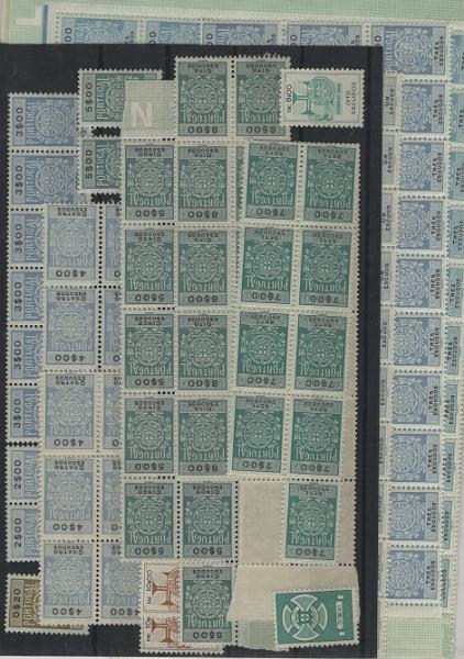 2267.jpg -     Lote:    2267      Lotes pelo Correio      Fiscais       Descrição:         Fiscais. Portugal. Lote com centenas de selos fiscais novos. Lote a ver.         ***       Valor Base:     &euro; 8,00     Valor Venda:     &euro;      
