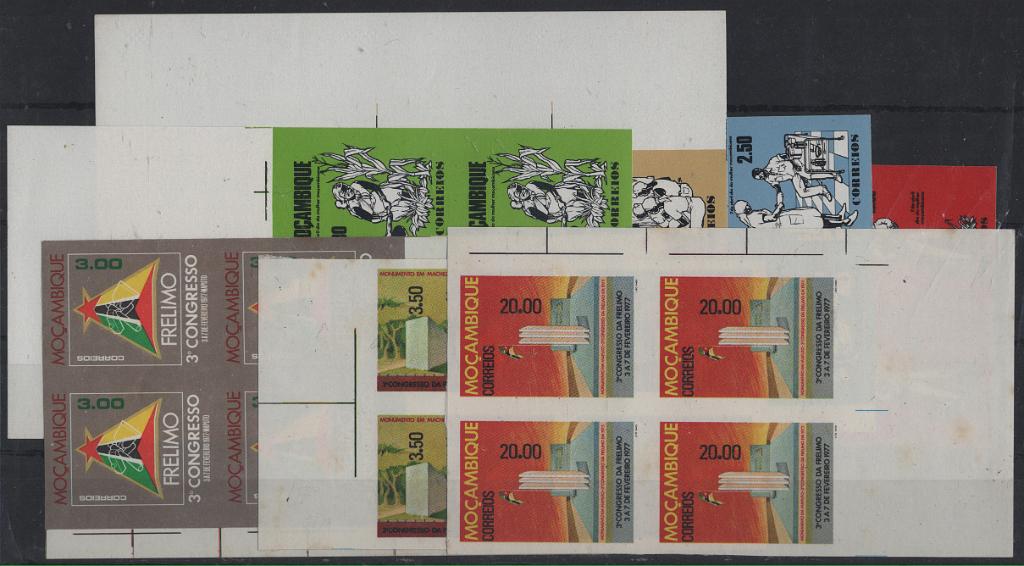 3013.jpg -     Lote:    3013      Lotes pelo Correio             Descrição:         Moçambique * Palop's. 1976/77 &mdash; Dia da Mulher + Insígnia do 3.º Congresso da Frelimo + 3.º Congresso da Frelimo. AR 28/31 + 56 + 57/58. As três séries completas em quadras não denteadas, como emitidas.         ***       Valor Base:     &euro; 10,00     Valor Venda:     &euro;      