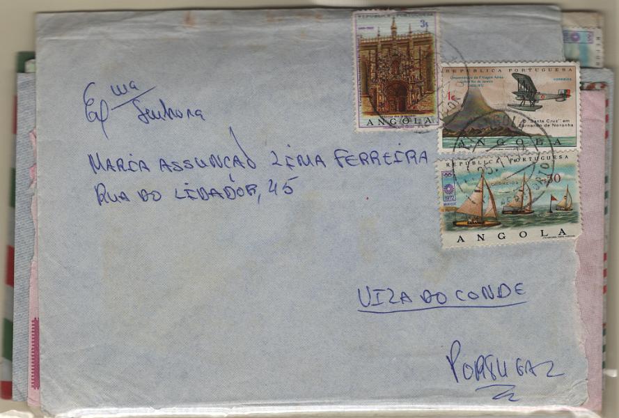 3093.jpg -     Lote:    3093      Lotes pelo Correio             Descrição:         Angola &mdash; Lote com 13 sobrescritos circulados com selos de emissões dos anos 60 e 70 de diversas taxas. Lote a ver.         Lote       Valor Base:     &euro; 15,00     Valor Venda:     &euro;      