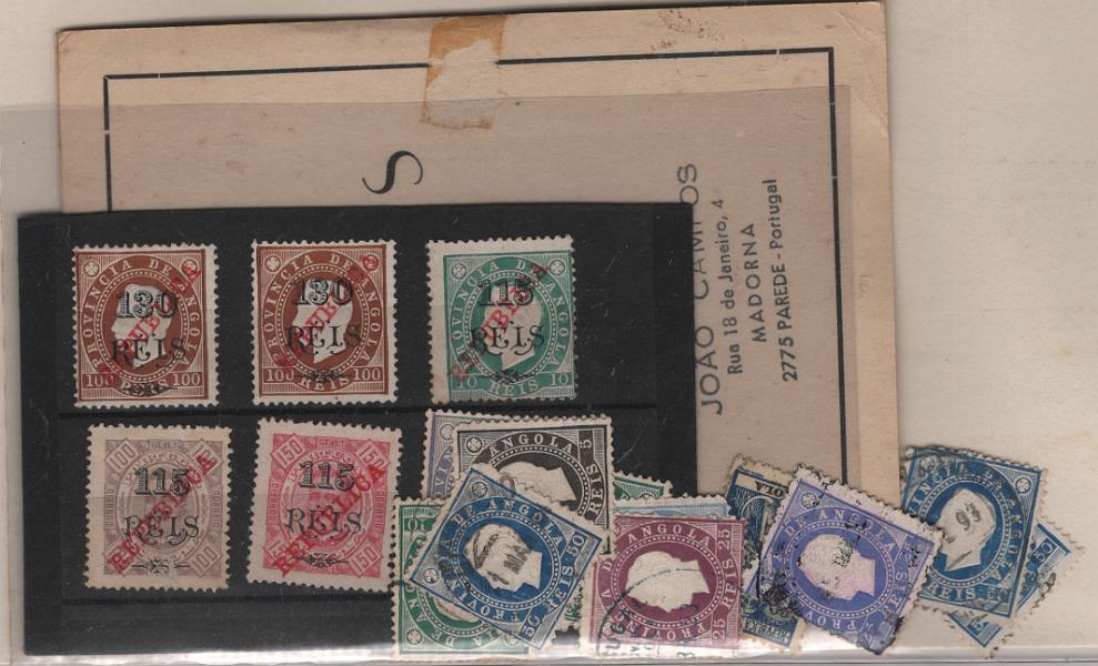 3097.jpg -     Lote:    3097      Lotes pelo Correio             Descrição:         Angola &mdash; Caixa com milhares de selos usados, separados por bolsas plásticas, ideais para pacotaria. Notamos alguma marcofilia. Lote a ver.         Lote       Valor Base:     &euro; 40,00     Valor Venda:     &euro;      